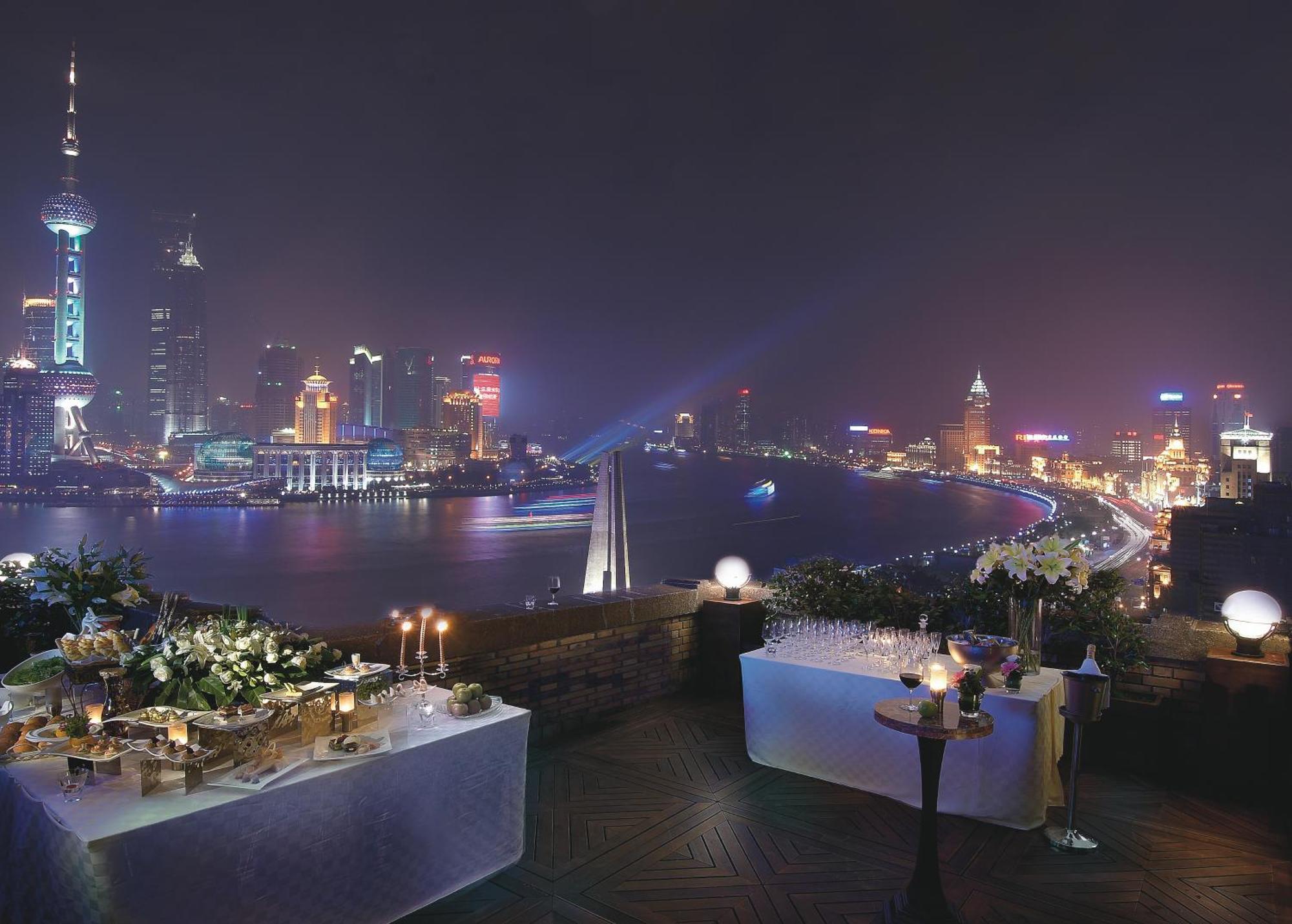 Broadway Mansions Hotel - On The Bund Shanghai Esterno foto