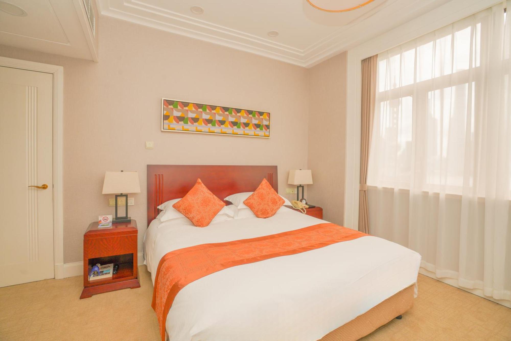 Broadway Mansions Hotel - On The Bund Shanghai Esterno foto